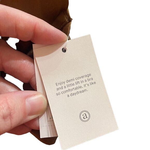 Auden NEW Demi bra color cocoa adjustable straps - Picture 4 of 5